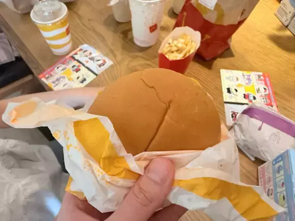 「はんにゃ川島の元妻・菜月、フット後藤の妻らと芸人嫁会満喫」の画像