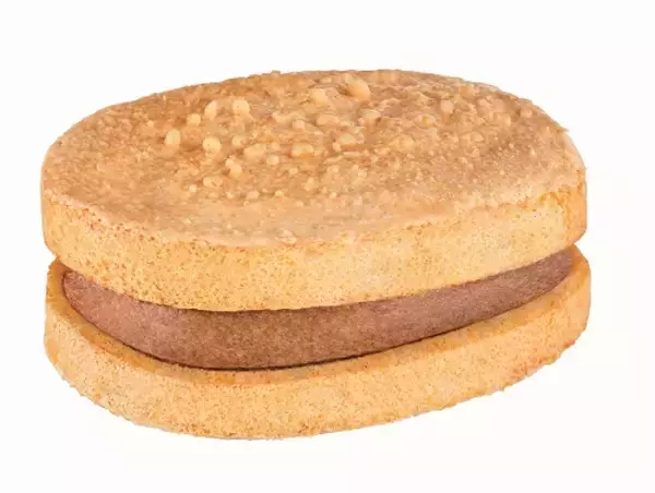 「驚きのくちどけ！ファミマのこだわり新食感スイーツ登場」の画像