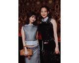 「のん、齋藤飛鳥とお腹チラ見せmiumiuコーデショット披露」の画像1