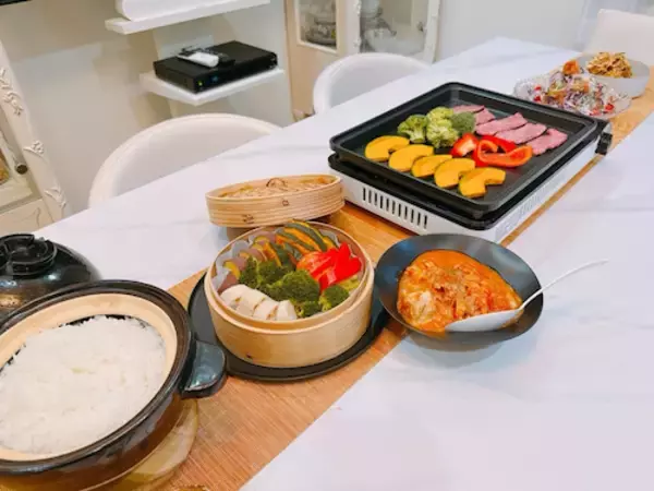 渡辺美奈代、蒸籠野菜＆土鍋ご飯の手料理公開