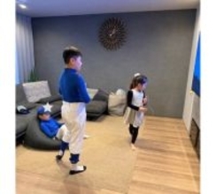 小原正子、震災31年の授業参観日で「涙があふれました」