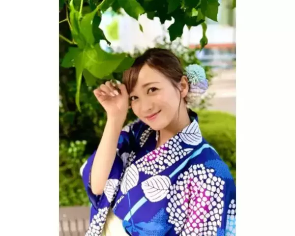 小松彩夏、爽やかな浴衣姿の“七夕ショット”を披露