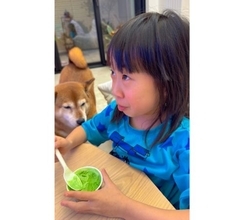 パンサー尾形の妻、娘と『今日好き』鑑賞「母子できゃーきゃー」