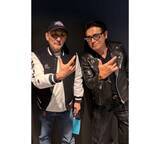 「高橋克典、CKBのライブを観覧し横山剣との2ショット公開」の画像1