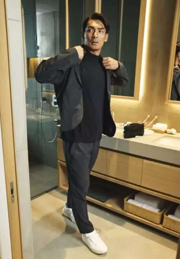 「adidas新アパレルコレクションを槙野智章が着こなす！」の画像