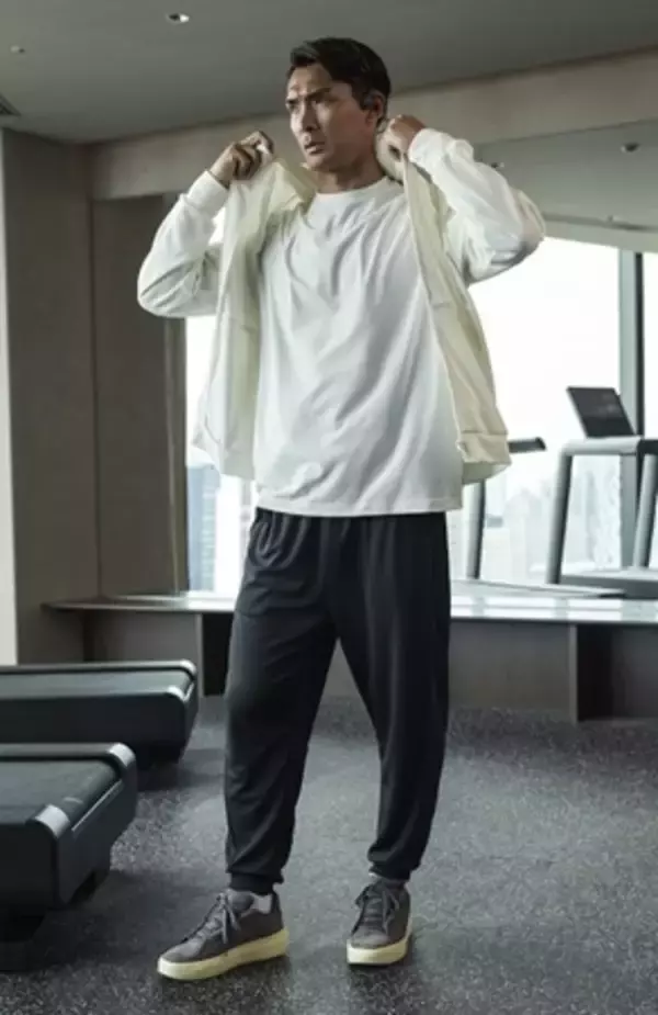 「adidas新アパレルコレクションを槙野智章が着こなす！」の画像