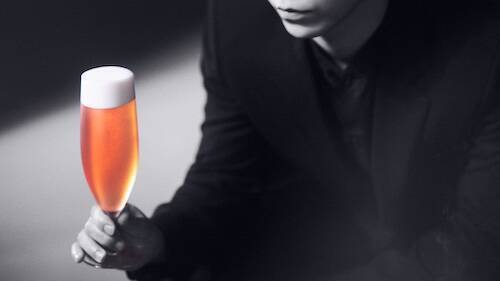 亀梨和也共同開発、ピンクゴールドに輝くアサヒ KAME BEER発売