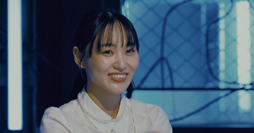 菅井友香「母が昔から宇宙人だと言われている」　父が測定器を向けると…