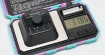 理想の操作性！ 足でクリクリするプログラマブルデバイスが生産性爆上がりでした