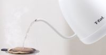 ティファール、コーヒードリップ向け細口ケトルに新色ホワイト