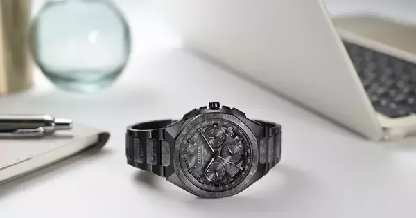 シチズン アテッサ新作、オールブラックに結晶チタニウムの個性が浮かぶ限定モデル