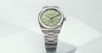グリーンダイヤルが印象的な高級ブランドの腕時計 3選