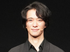 A.B.C-Z・戸塚祥太、又吉らとの飲食店での“裸足”エピソード告白　朗読会『葉葉葉』テーマ誕生の裏側