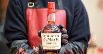 SNSで話題の"赤い封蝋ディッピング"体験──メーカーズマークが全国でイベント展開へ