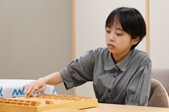 ３か月越しのリベンジ成功！　加藤結李愛女流二段が千葉流早繰り銀撃破で２回戦へ　第20期マイナビ女子オープン本戦