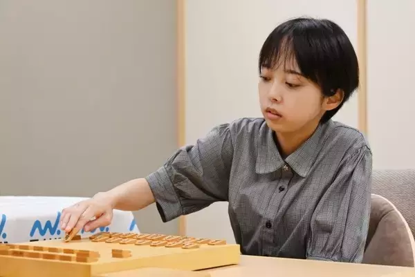 ３か月越しのリベンジ成功！　加藤結李愛女流二段が千葉流早繰り銀撃破で２回戦へ　第20期マイナビ女子オープン本戦