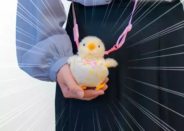 【おぱんつ式とは】ぬい活捗る! 吉徳「ひよこ」専用ホルダー登場! - 「天才……ｯｯｯ 可愛いーーーーー!」「名前が最高!」と話題