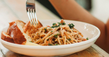 がんや認知症の原因になりかねない、摂りすぎると不調につながる身近な食品