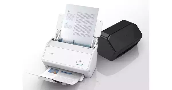 PFU、USB接続専用にした高速ドキュメントスキャナー「ScanSnap iX2400」