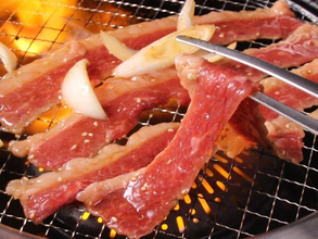 【すたみな太郎】食べ放題にお盆限定の特別メニュー「一本牛ロース～プルコギ風～」「ひとくち牛ロースステーキ～さっぱりレモンソース～」が登場