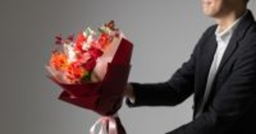 銀座ホステスが見たお金持ち 第71回 「朝9時集合」「奢った額を計算してくる」おじさんとのデートで“この人モテなかったんだな”と思った瞬間