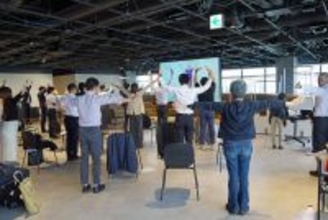 NTTドコモビジネスなど、ビジネスケアラー支援に向け「リボンdeCoCoプロジェクト」トライアル開始