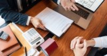 モーゲージバンクとは? 銀行との違いや利用するメリットを解説