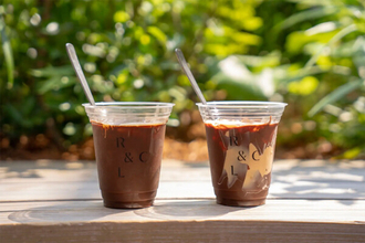 【海外SNSで話題】「クラッキングラテ」ってどんなドリンク? 自由が丘にあるサンマルクのカフェ「R&CL」で発売