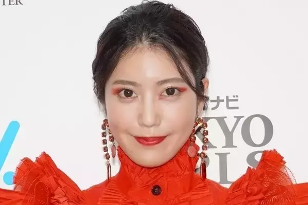 “令和の峰不二子”阿部なつき、身長＆体重を公表　美ボディ際立つキャミ姿に「美の極」の声