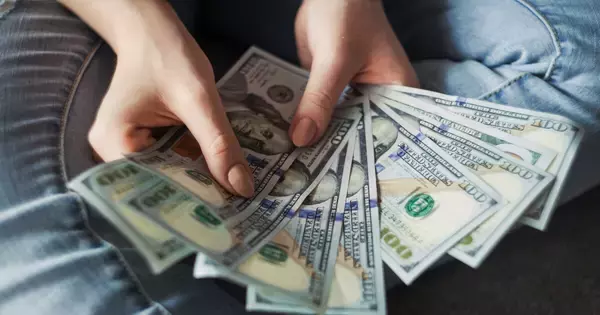 お金で幸せは買える? 脳科学がたどり着いた意外な答え