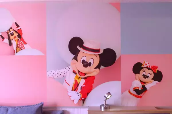 「ここでしか見られない貴重な写真も！　東京ディズニーセレブレーションホテルに写真家・濱田英明さんが撮り下ろした写真作品がデザインされた客室が登場」の画像