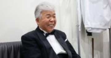 18年無休、ワンコインで200章。村上ショージが語る“舞台に立ち続ける理由”