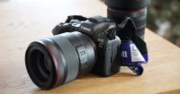 キヤノン「EOS R5 Mark II」「RF50mm F1.2 L USM」、新たな気分で作品作りを【2025年コレ買った！】