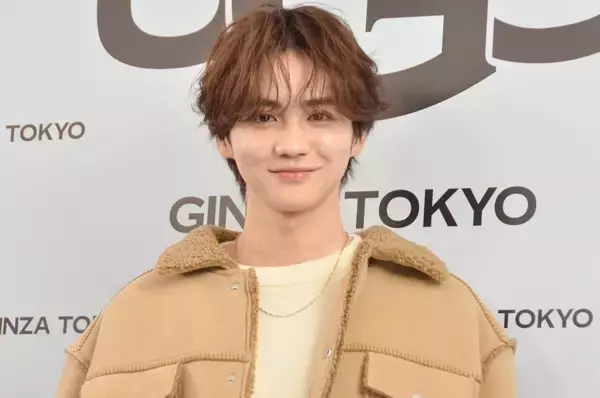 吉野北人、“家族おそろいコーデ”で行きたい場所を明かす「ほっこり温かくなる瞬間だと…」