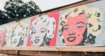 同じ顔を量産しただけなのに、なぜアンディ・ウォーホルの『マリリン・モンロー』は“名画”なのか