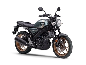 ヤマハがレトロな軽二輪モデル「XSR155」発売 - 「ファッショナブル」と「乗って楽しい」の二刀流