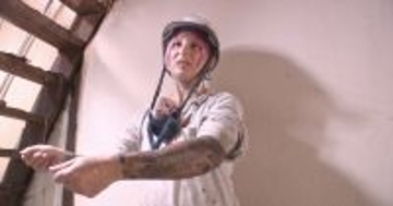 “溶接ギャル”の腕にびっしり入った和彫りの理由