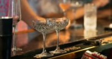 飲みすぎは老化を促進させるが――糖化・酸化を防ぐ『最強のアンチエイジング飲み』とは