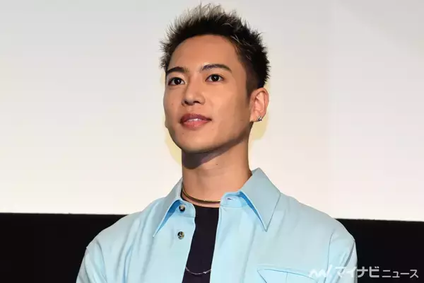 元宝塚女優とのホテル密会は「役作りを目的」「作品や役柄について理解を深めるため」　三山凌輝の事務所が謝罪「本人も深く反省」　ミュージカル『愛の不時着』で共演中
