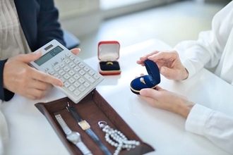 不要品の中に「本物の金」!? 出張買取の意外なメリットと高額査定のリアル