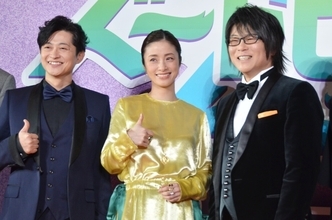 上戸彩、光沢ドレスで美貌放つ　森川智之ら『ズートピア2』声優陣が豪華集結