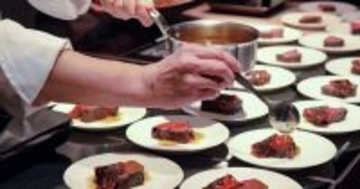 世界の美食家はもう「格式」を選ばない。2026年に広がる&quot;食の新常識&quot;とは