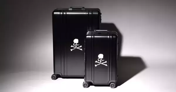 ゼロハリバートンと「MASTERMIND WORLD」がコラボ、“漆黒のスカル”ラゲージ2種