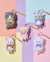 【激かわ】ネココスチュームの「シルバニアファミリーキーチェーン」登場に悶絶! -「尊すぎて天使の群れじゃんこれぇぇ!!!」「全部集めたいな」の声