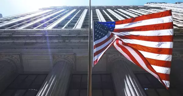 S&P500とオルカンの組み合わせは危険? 代わりに狙いたい「S&P500超え」ファンド7選