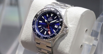 シリーズ初のGMT！ スポーツコレクション「オリエント マコ」- 従来モデルにも3色の新カラー
