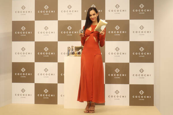 水原希子が大切にしていることは 自身のスキンケア方法を披露 21年11月29日 エキサイトニュース 水原希子が大切にしていることは 自身のスキンケア方法を披露 21年11月29日 エキサイトニュース