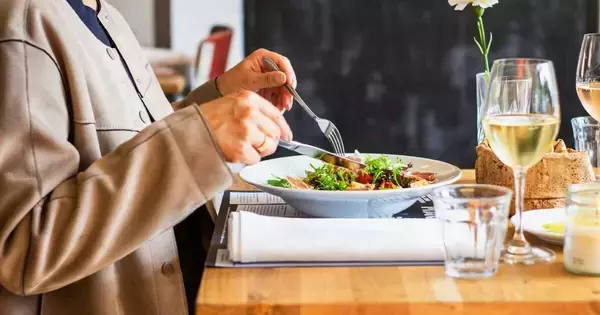 「脂は悪」は誤解だった――多くの研究で証明された心臓を守る食事習慣