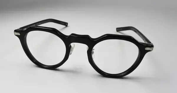 金子眼鏡がセレクト、新しい自分を作る印象アップのフレーム3本