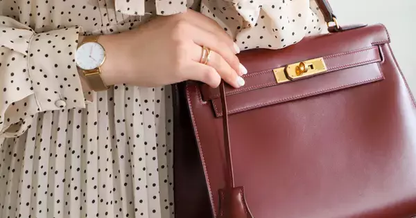 エルメス「ケリー」はもともとどんな用途で作られたカバンか、知っていますか?